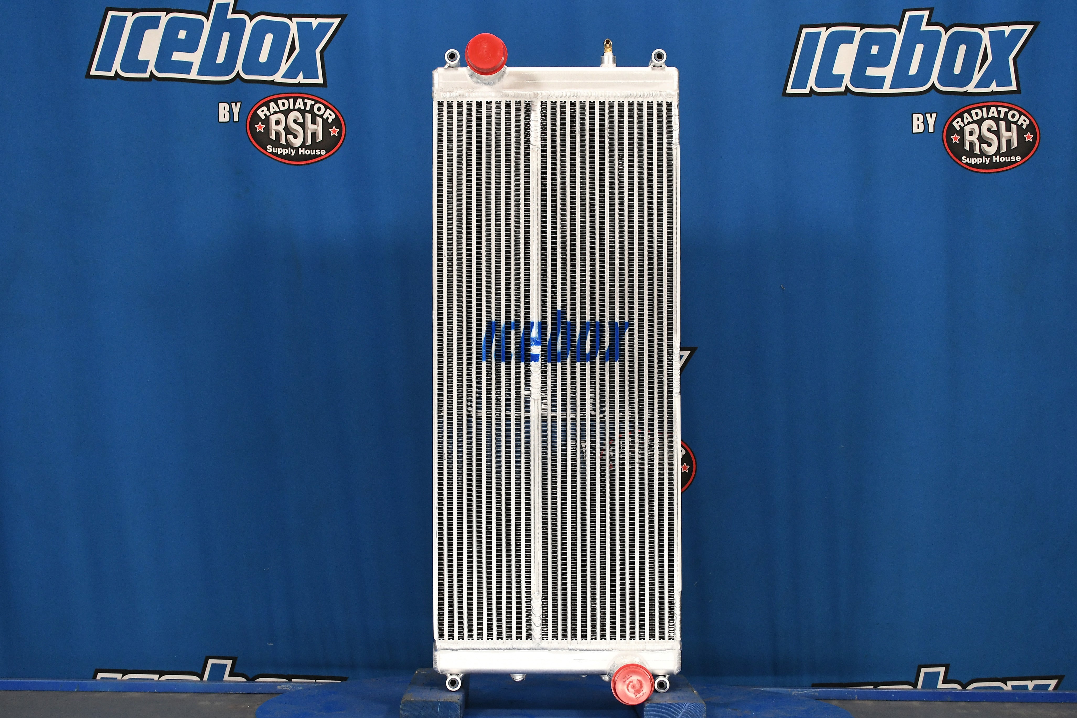 鯉8 Caterpillar Radiator # 850992 – Radiator Supply House