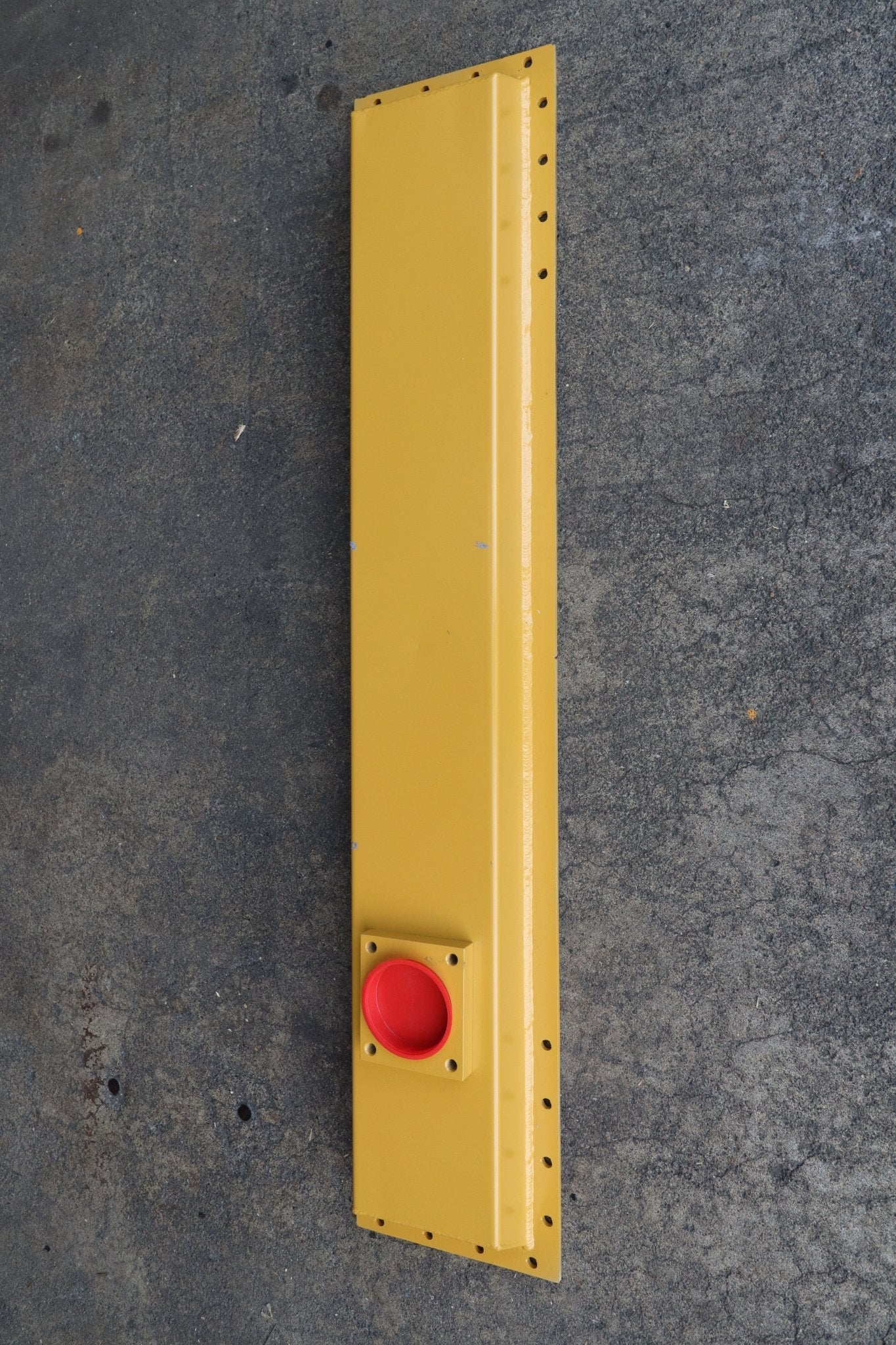 Caterpillar 988B Bottom Tank # 865077 – Radiator Supply House
