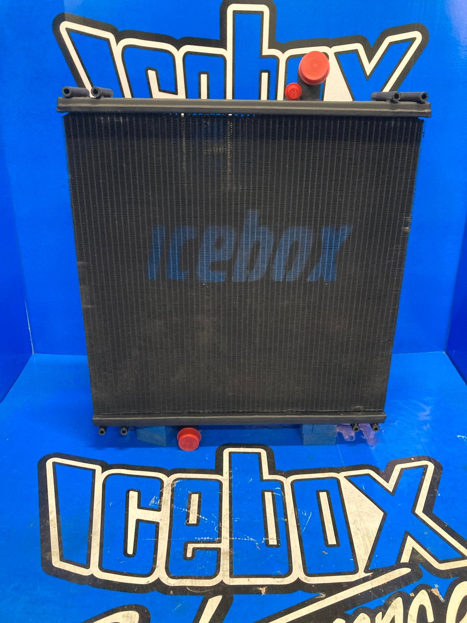 Challenger 675D Radiator # 850858 – Radiator Supply House