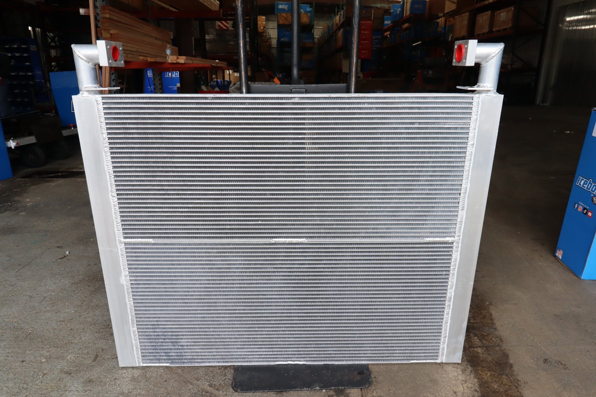Kobelco 290 Oil Cooler # 927550 – Radiator Supply House