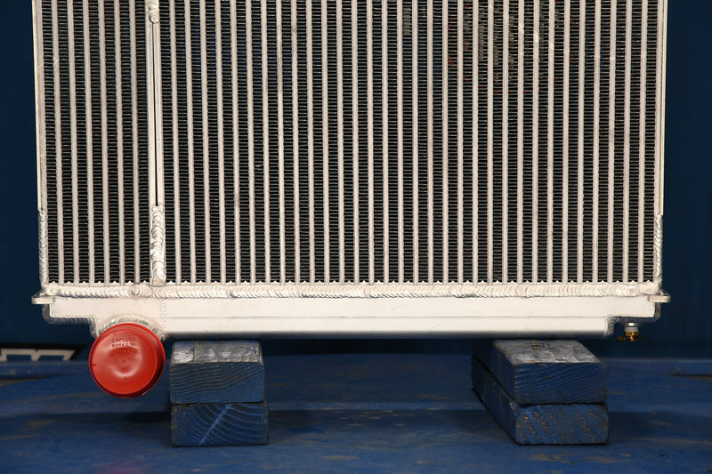Load image into Gallery viewer, Ford L, LT7500, LT8500, L, LT9501, Radiator # 600044
