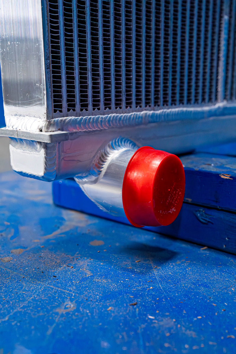 Load image into Gallery viewer, Ford LT7500, LT8500, Radiator # 600084
