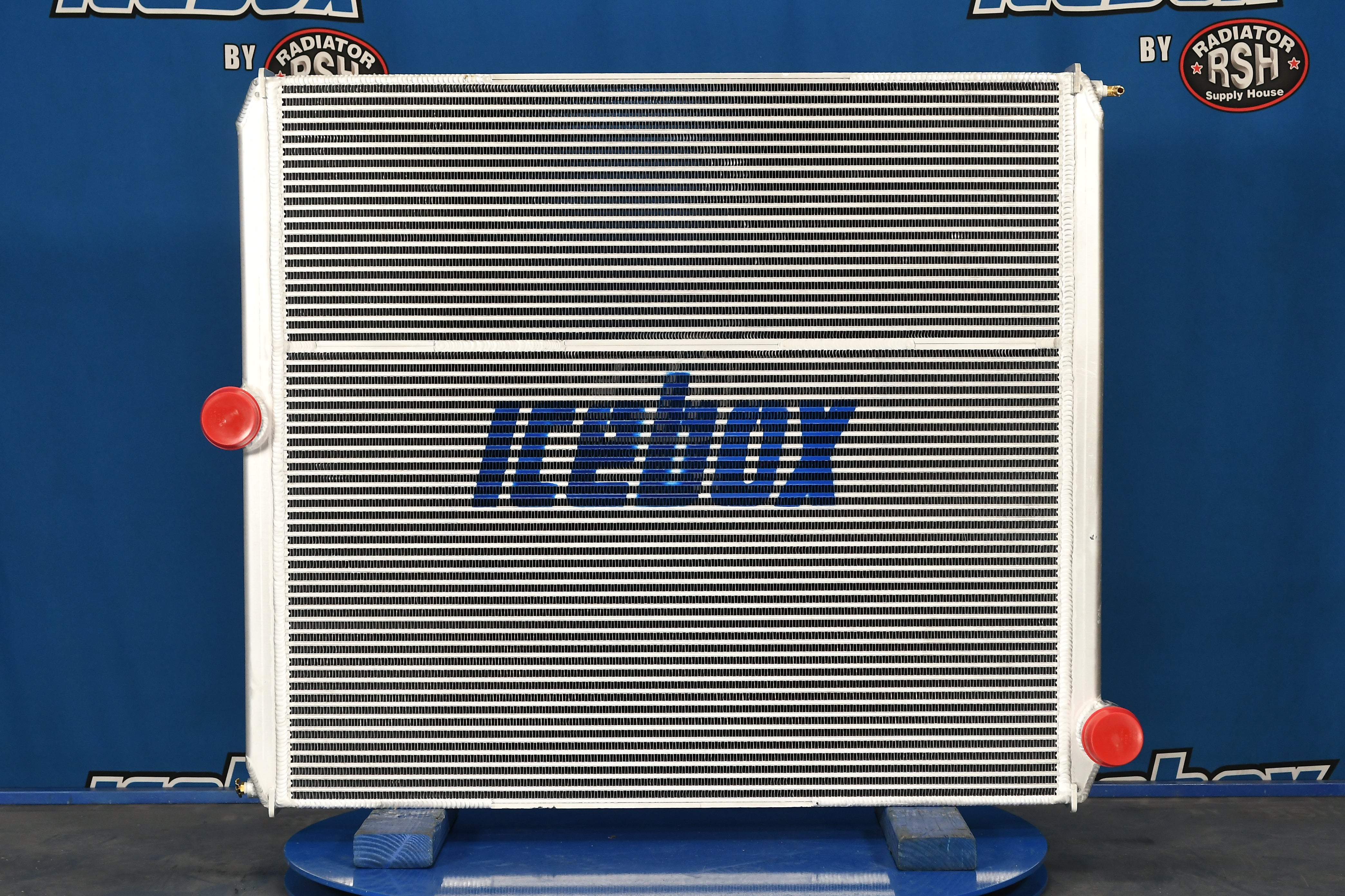 Ford L9000,L9500,L9522, Radiator # 600101 – Radiator Supply House