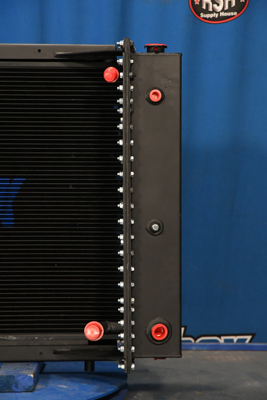 Ford L-9000 Radiator