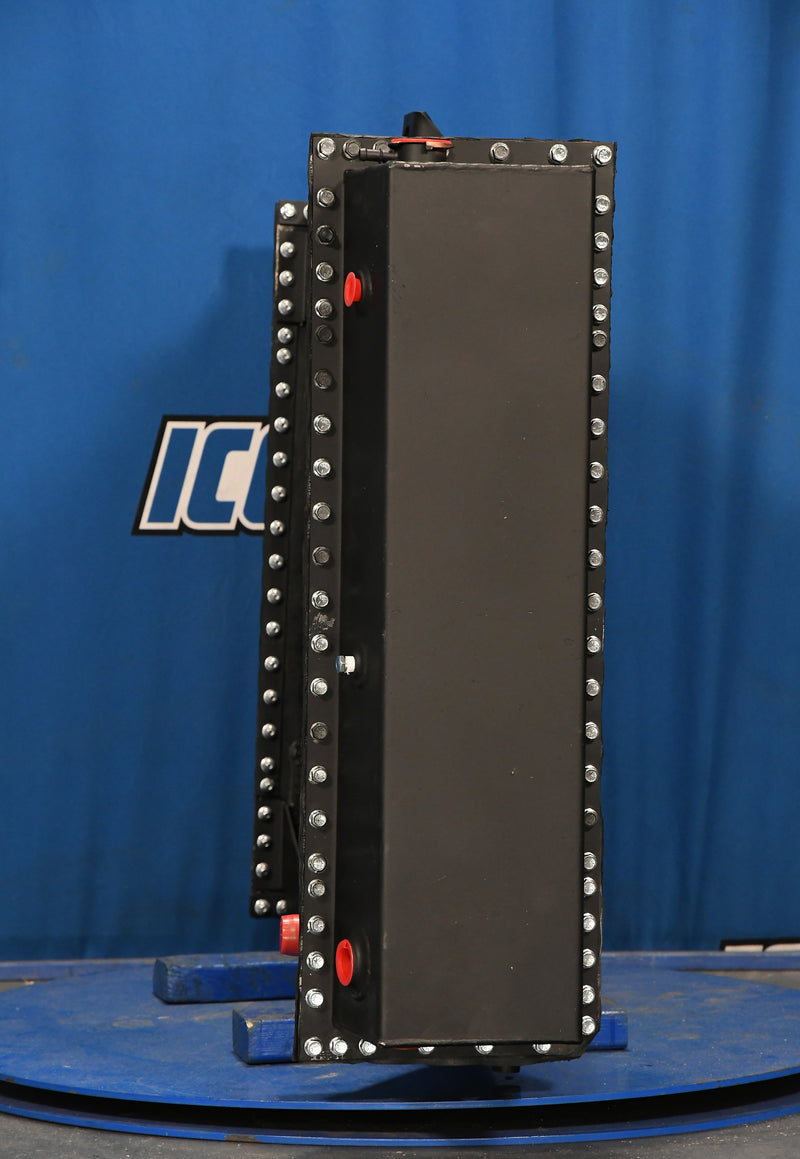 Load image into Gallery viewer, Ford L-9000 Radiator # 600186

