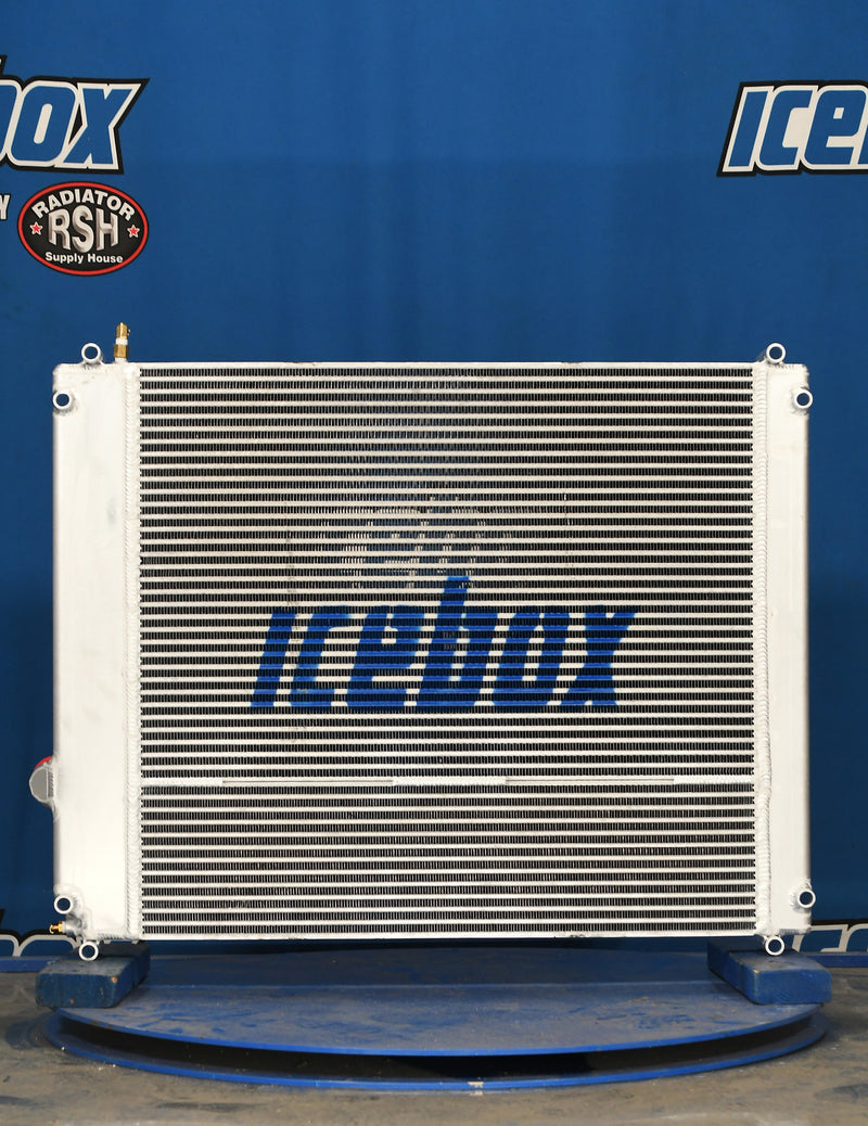 Load image into Gallery viewer, Ford F650, F750, Radiator # 600190
