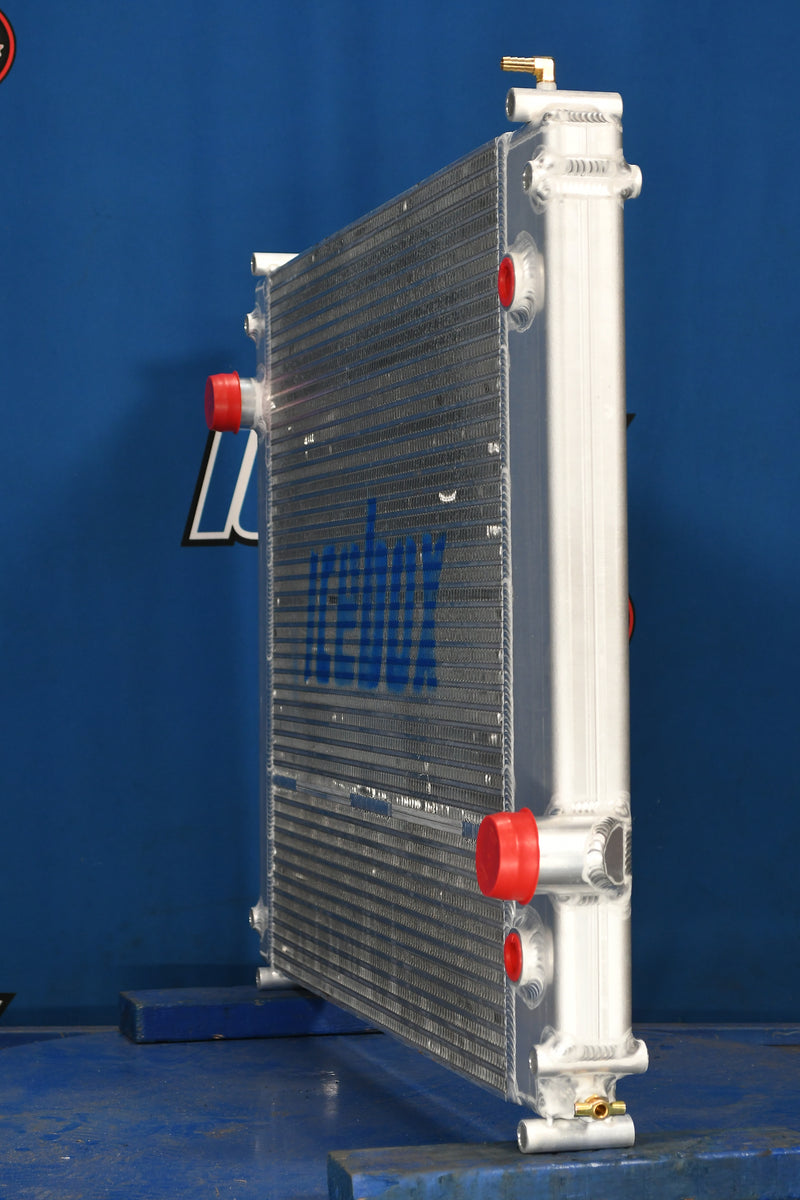 Load image into Gallery viewer, Ford F650, F750, Radiator # 600190
