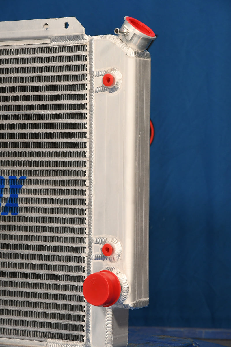 Load image into Gallery viewer, Ford Bronco Radiator # 600206
