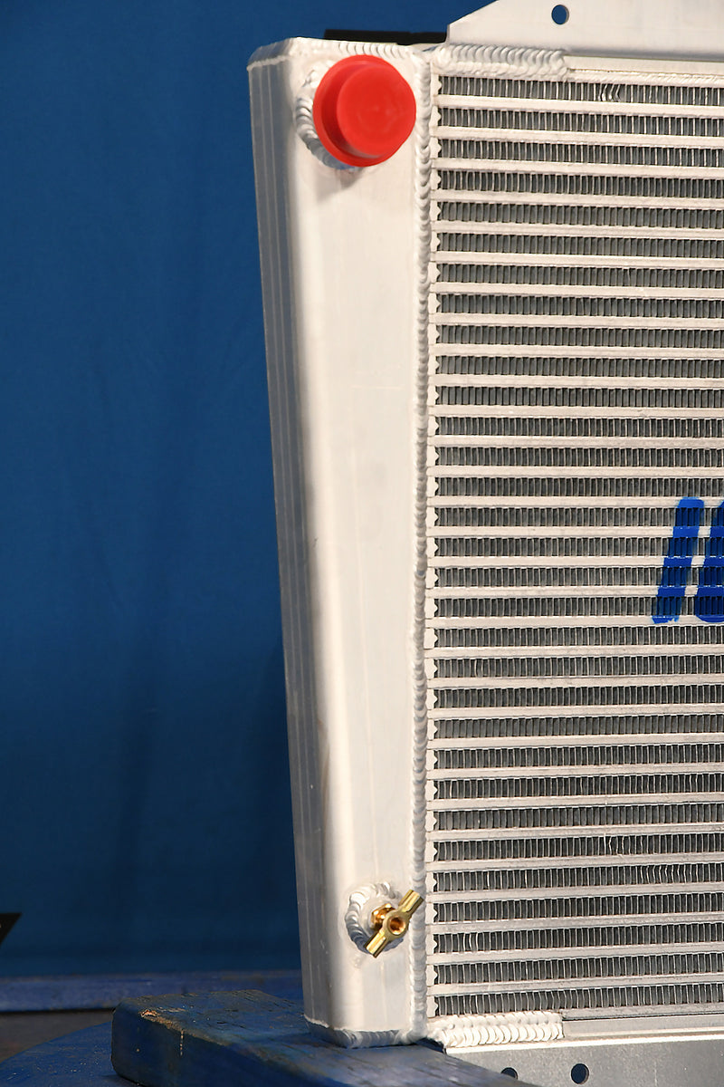 Load image into Gallery viewer, Ford Bronco Radiator # 600206
