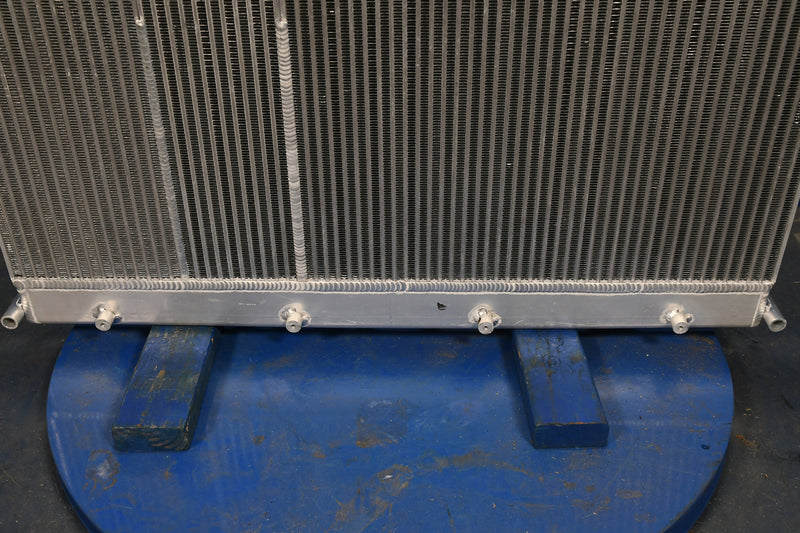 Load image into Gallery viewer, Western Star Radiator # 601124
