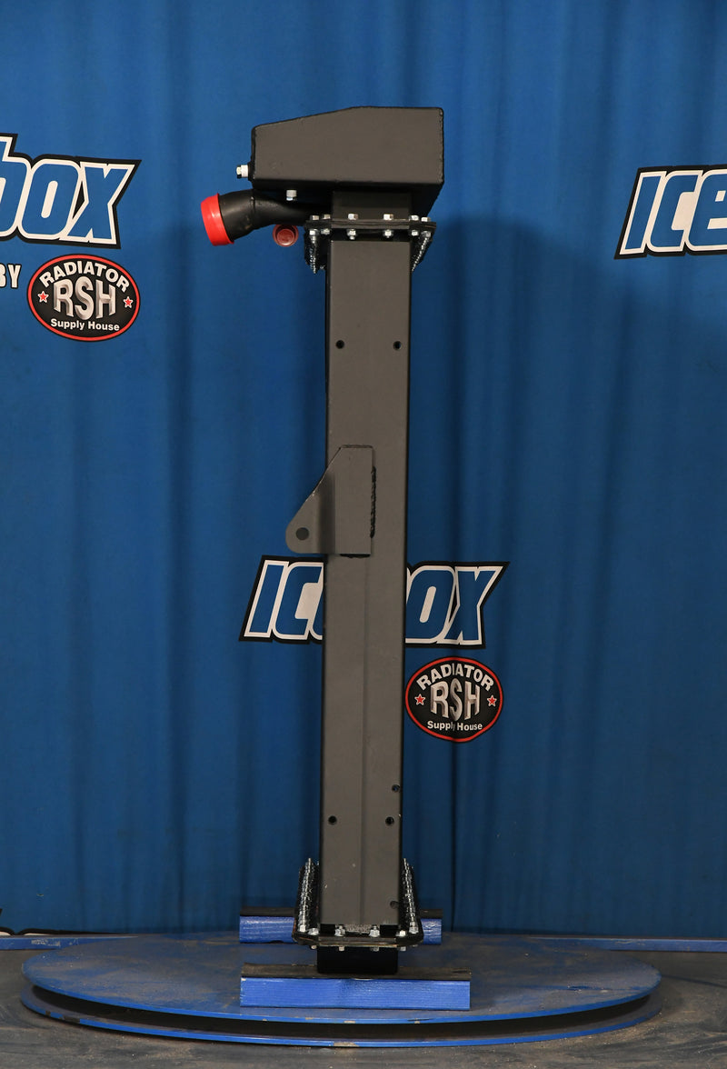 Load image into Gallery viewer, Freightliner Radiator # 601218
