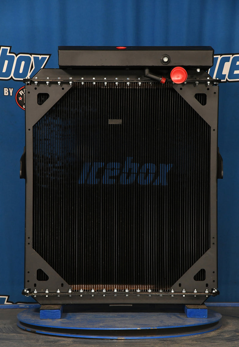 Load image into Gallery viewer, Freightliner Radiator # 601218
