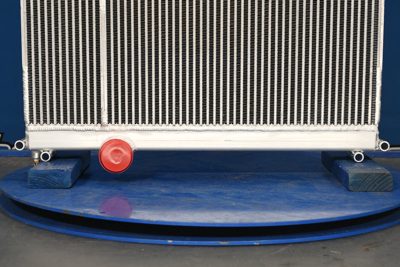 Load image into Gallery viewer, Freightliner Radiator # 601231
