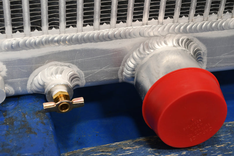 Load image into Gallery viewer, Freightliner Cascadia Radiator # 601236
