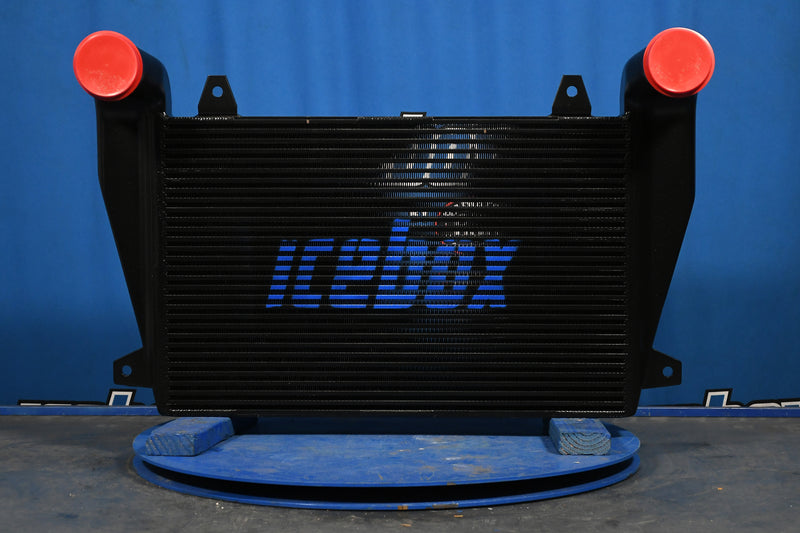 Load image into Gallery viewer, Freightliner FLD 120 / Classic Charge Air Cooler # 601281
