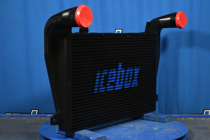 Load image into Gallery viewer, Freightliner FLD 120 / Classic Charge Air Cooler # 601281
