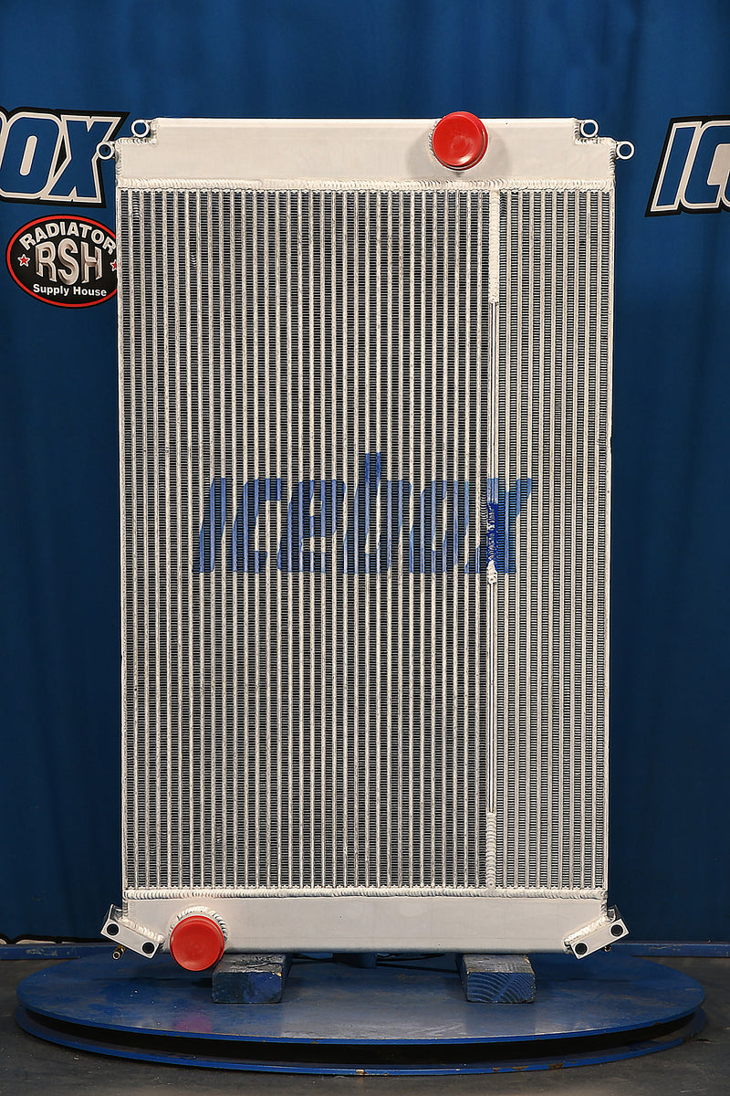 Load image into Gallery viewer, Freightliner Columbia Radiator # 601350
