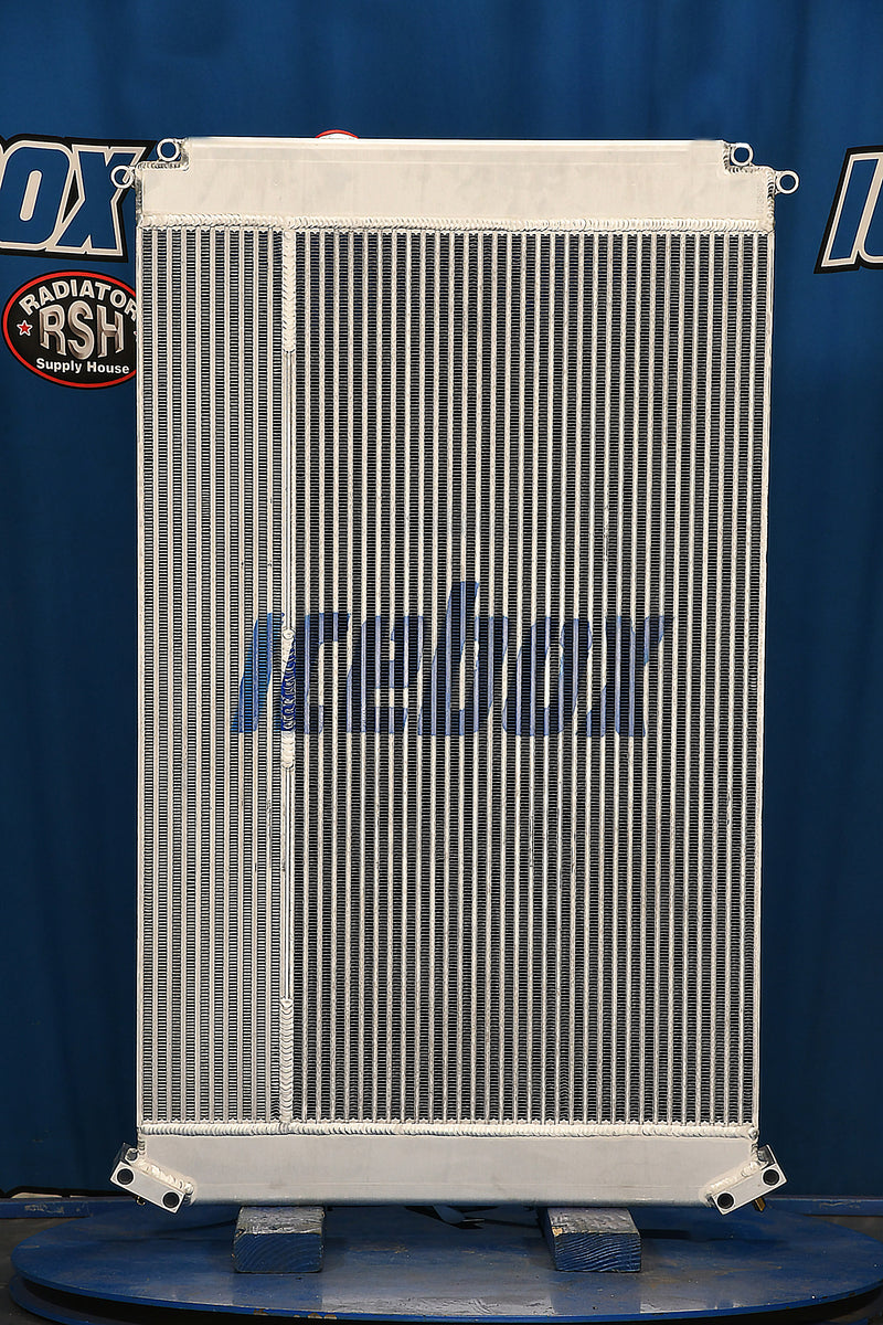 Load image into Gallery viewer, Freightliner Columbia Radiator # 601350
