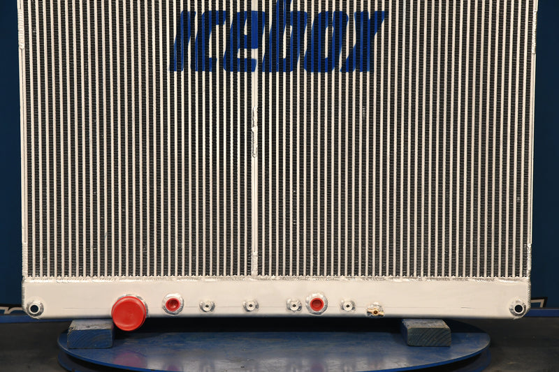 Load image into Gallery viewer, Freightliner Radiator # 601406
