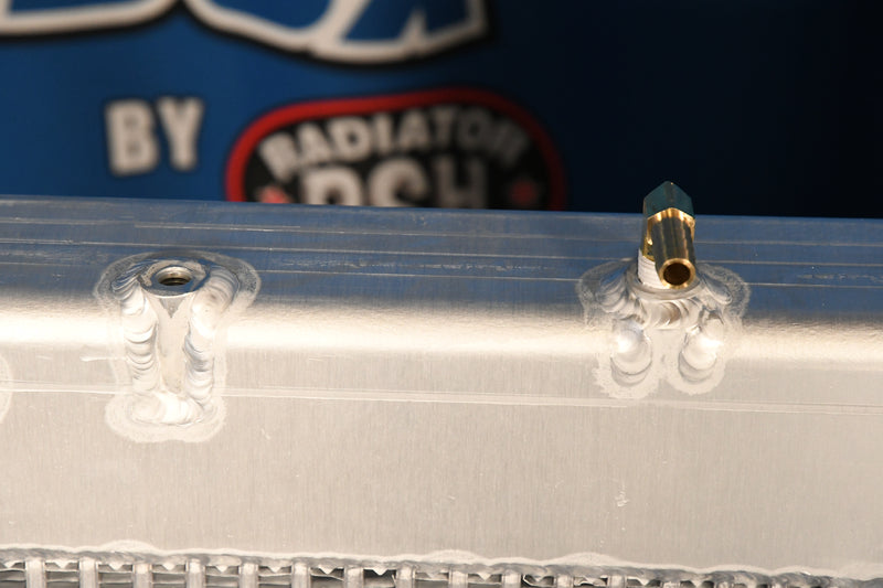 Load image into Gallery viewer, Freightliner Radiator # 601406
