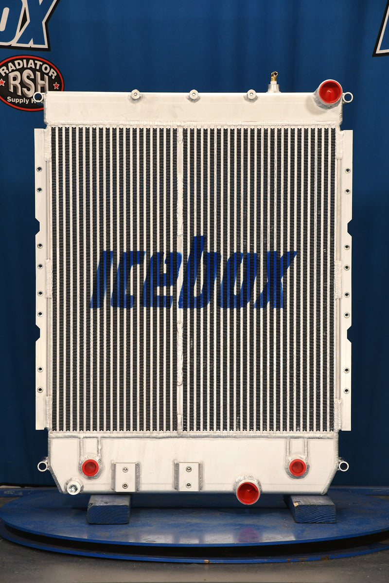 Load image into Gallery viewer, Freightliner M2, 106 Radiator # 601498
