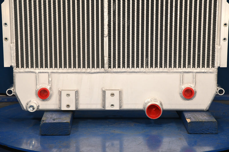 Load image into Gallery viewer, Freightliner M2, 106 Radiator # 601498
