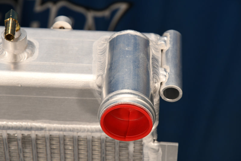 Load image into Gallery viewer, Freightliner M2, 106 Radiator # 601498
