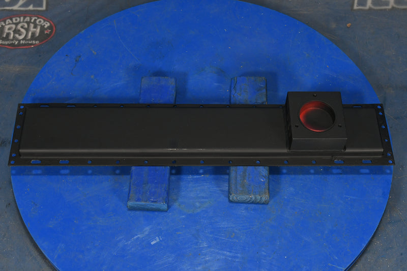 Load image into Gallery viewer, Freightliner Bottom Tank # 601511
