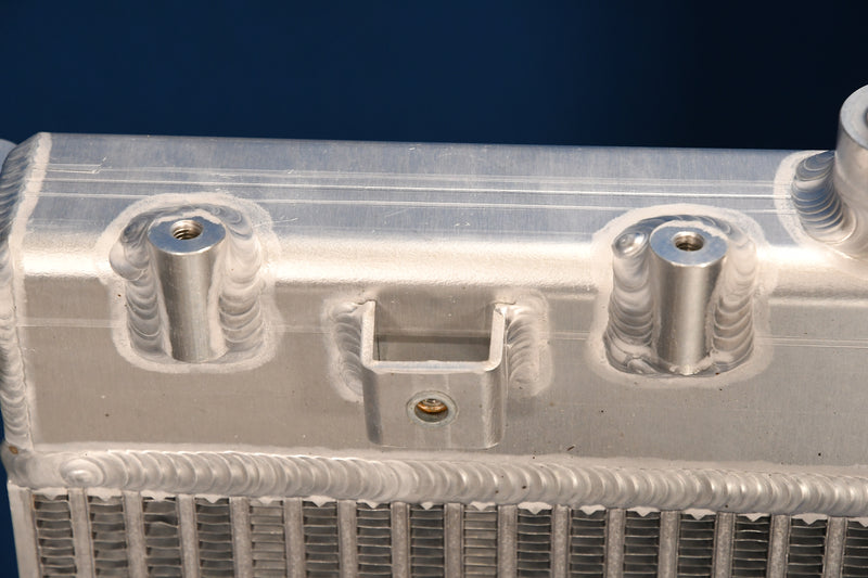 Load image into Gallery viewer, Freightliner Radiator # 601517
