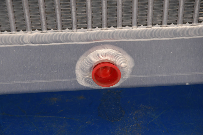 Load image into Gallery viewer, Freightliner Radiator # 601517
