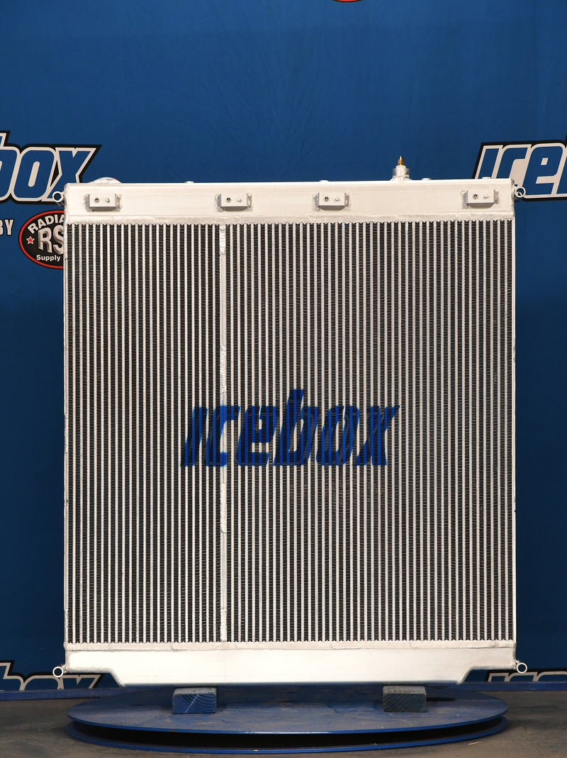 Load image into Gallery viewer, Freightliner Radiator # 601517
