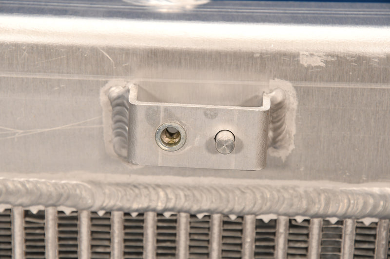 Load image into Gallery viewer, Freightliner Radiator # 601517

