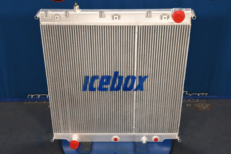 Load image into Gallery viewer, Freightliner Radiator # 601517
