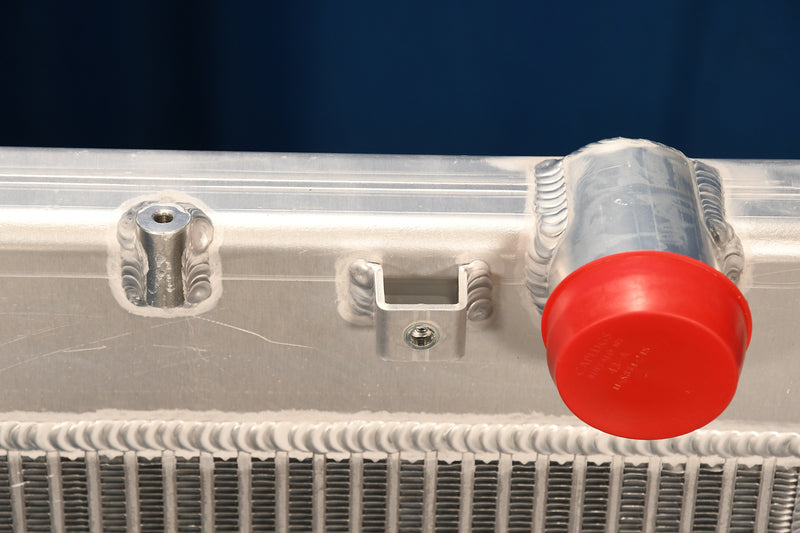 Load image into Gallery viewer, Freightliner Radiator # 601559
