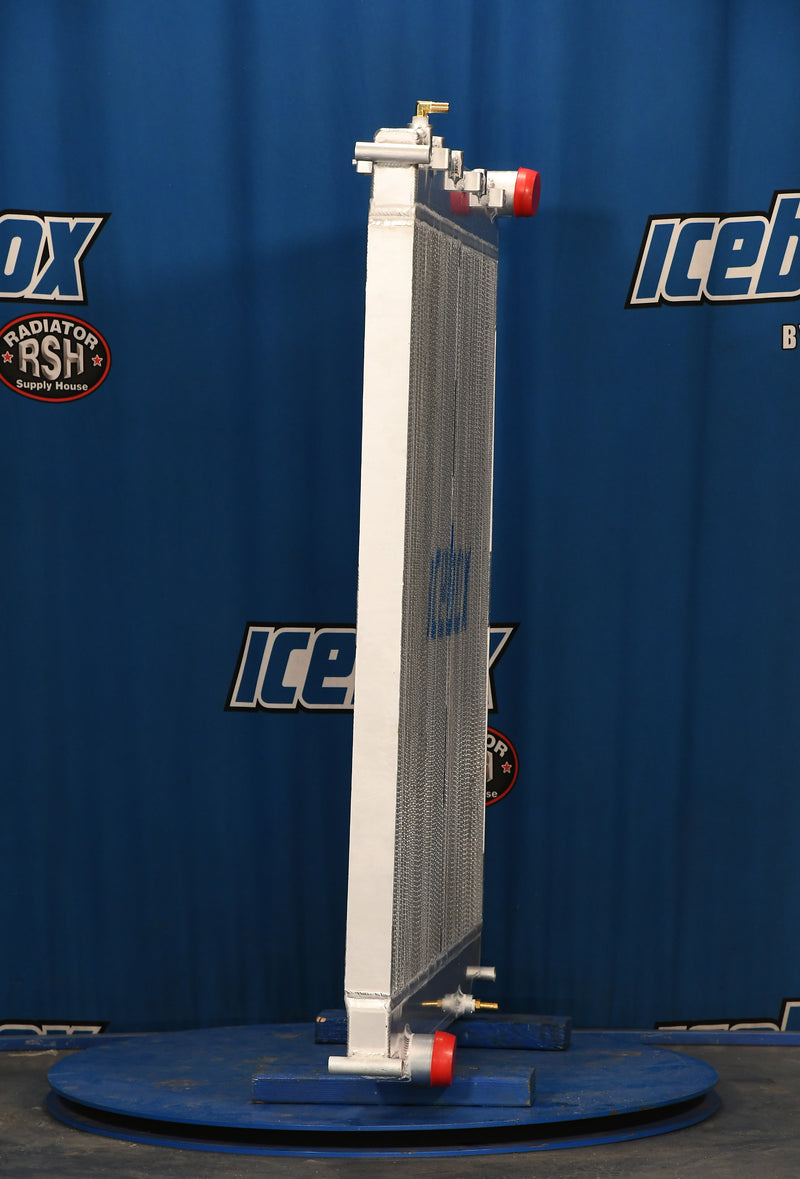 Load image into Gallery viewer, Freightliner Radiator # 601559

