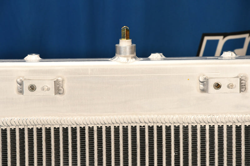 Load image into Gallery viewer, Freightliner Radiator # 601559
