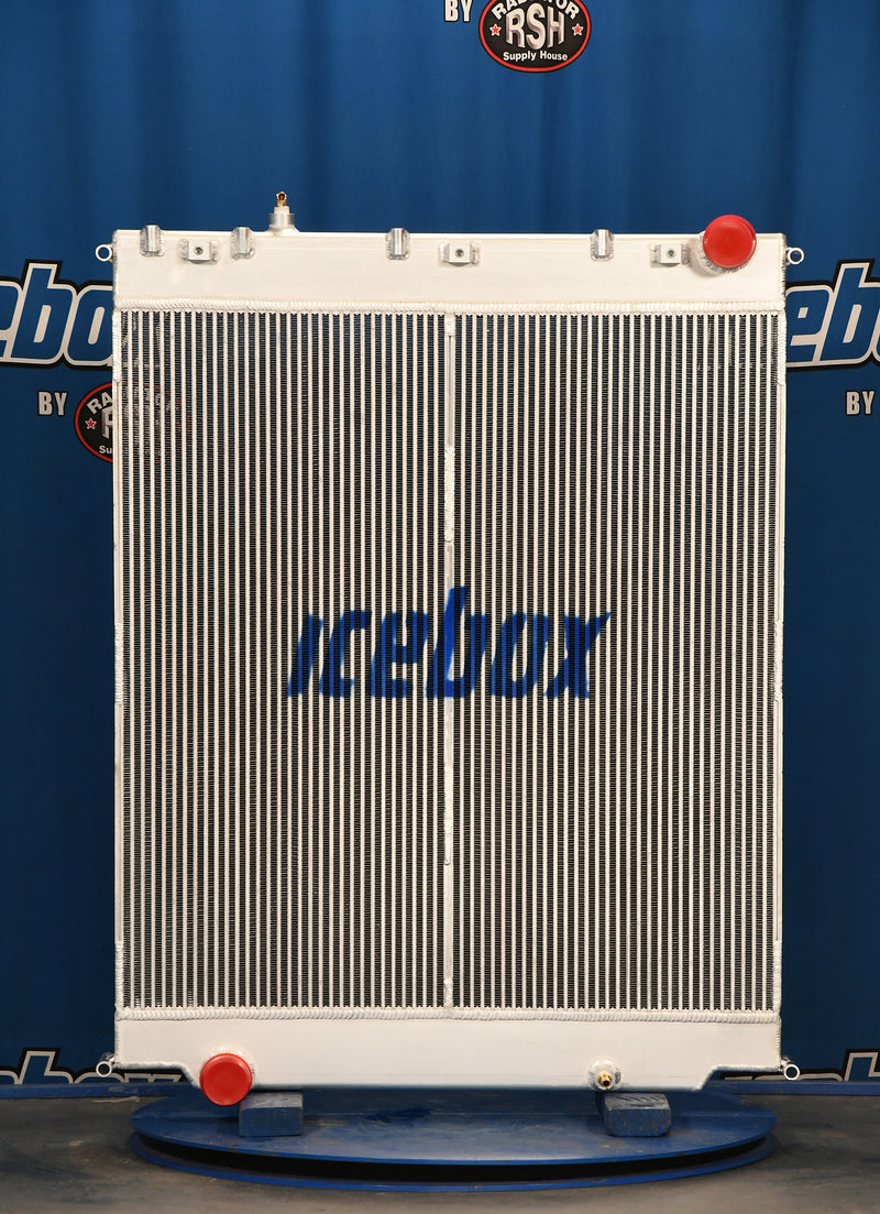 Load image into Gallery viewer, Freightliner Radiator # 601559
