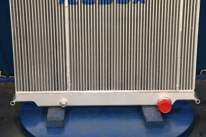 Load image into Gallery viewer, Freightliner Radiator # 601628
