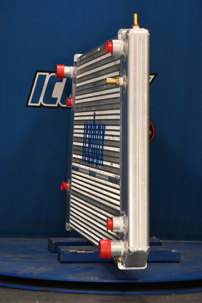 Load image into Gallery viewer, Chevrolet / GMC / GM C8500, C7500, C5500, C4500 Radiator # 602215
