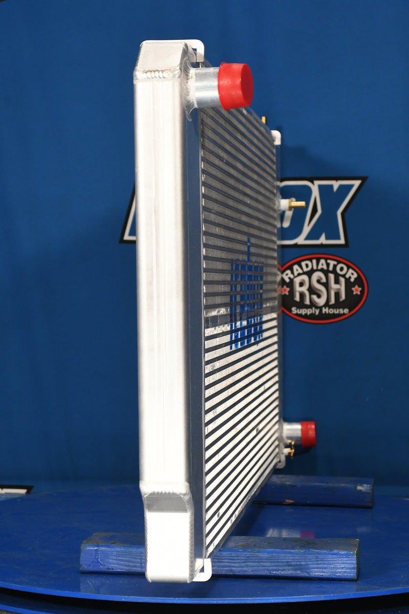 Load image into Gallery viewer, Chevrolet / GMC / Chevy C6500, C7500, C8500 Radiator # 602903
