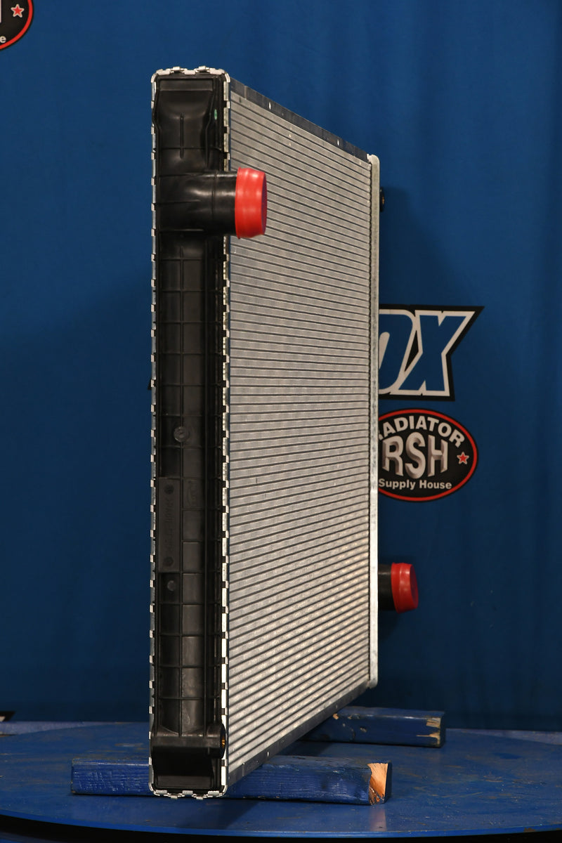 Load image into Gallery viewer, International Radiator # 603115
