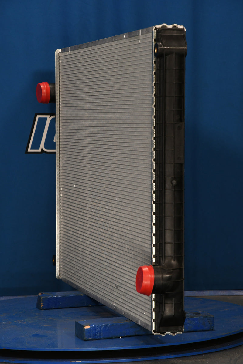 Load image into Gallery viewer, International Radiator # 603115
