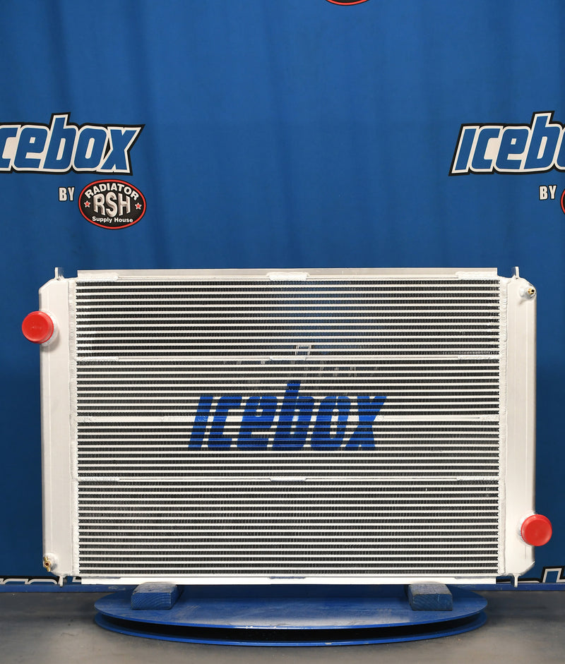Load image into Gallery viewer, International , 2000, 2500, 2600, 5000, 5500 Radiator # 603116
