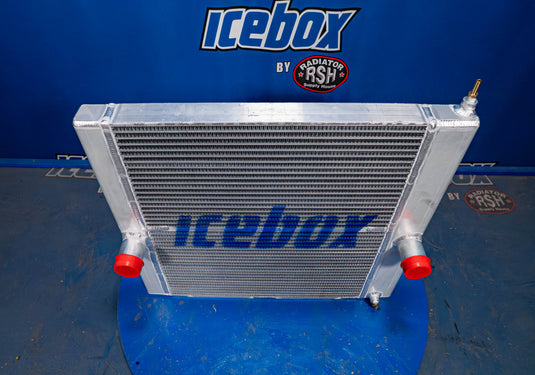 International 4300, 4400, 4700 Radiator