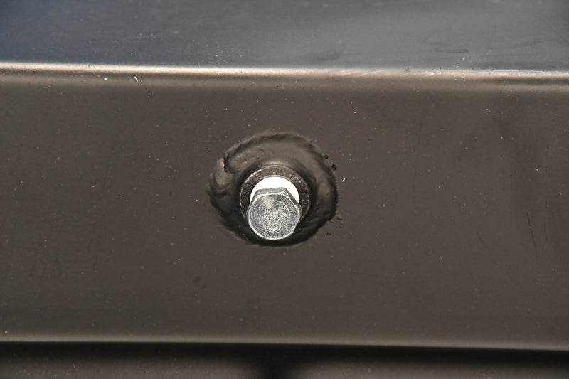 Load image into Gallery viewer, International 4300 Radiator # 603173
