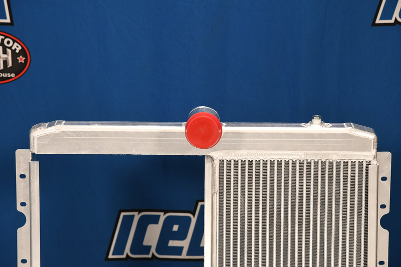 Load image into Gallery viewer, International 4900 Series, UPS Trucks Radiator # 603248
