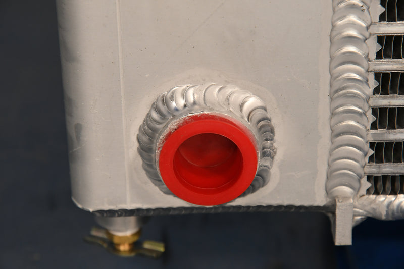 Load image into Gallery viewer, International Radiator # 603329
