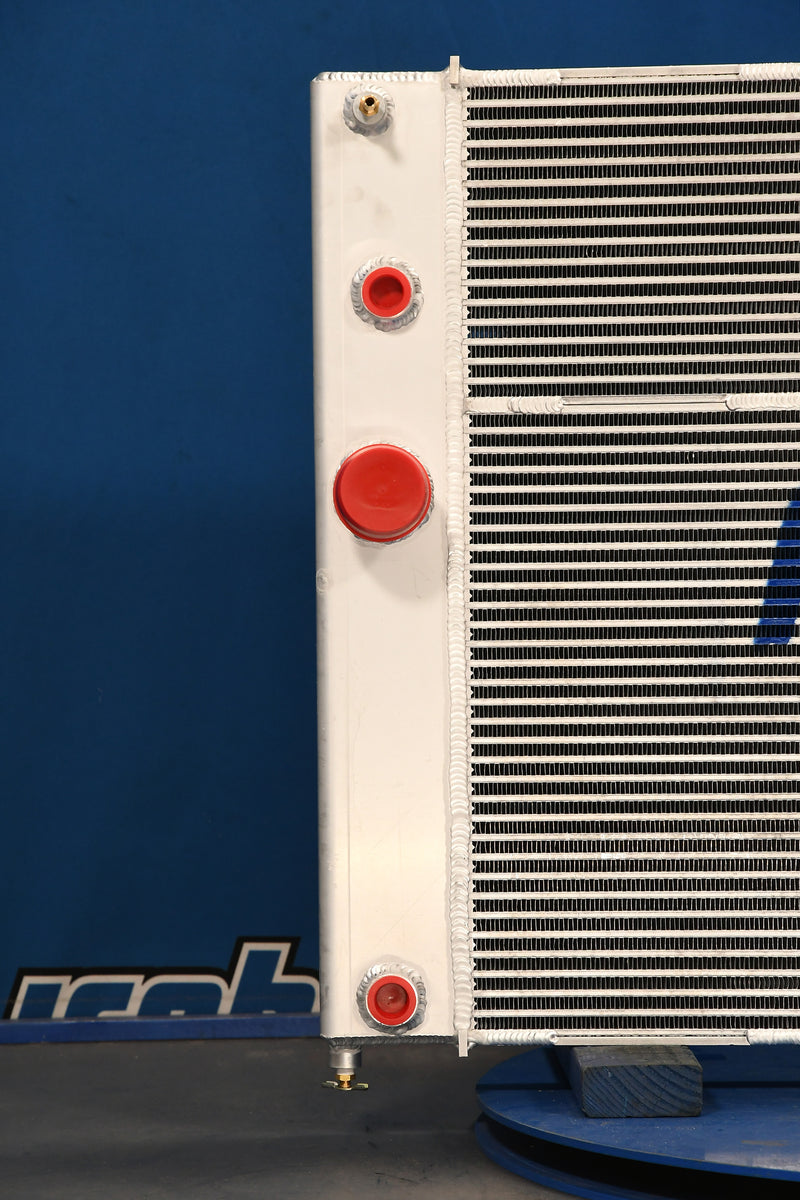 Load image into Gallery viewer, International Radiator # 603329
