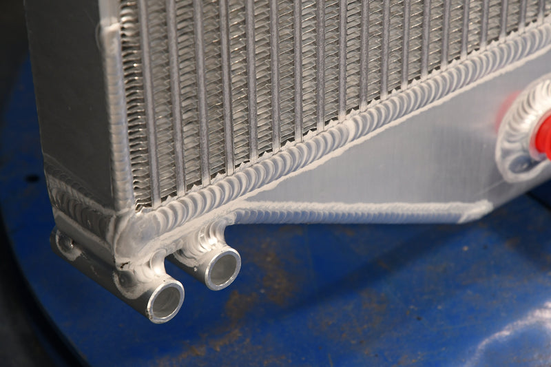 Load image into Gallery viewer, International LT265 Radiator # 603342
