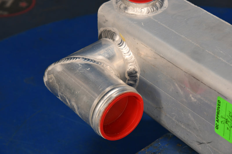 Load image into Gallery viewer, International Workstar Oil Cooler # 603369

